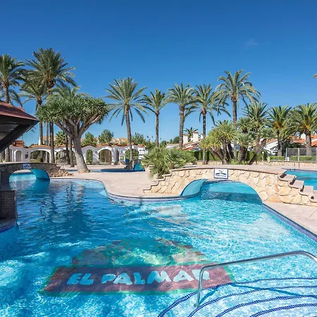La Casa De La Playa. Piscina, Wifi Y Terraza. Holiday home *