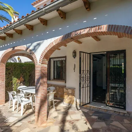 La Casa De La Playa. Piscina, Wifi Y Terraza. Holiday home