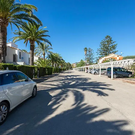 La Casa De La Playa. Piscina, Wifi Y Terraza. Сasa de vacaciones Dénia